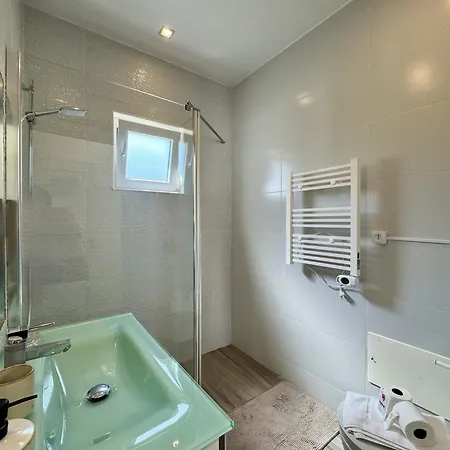 Browns With Pool By Homing * Vilamoura